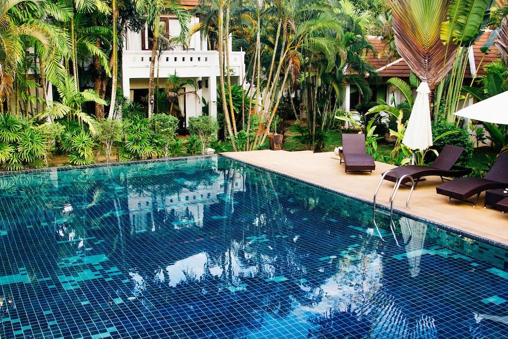 Easy Time Resort Laem Sai Beach Exteriör bild