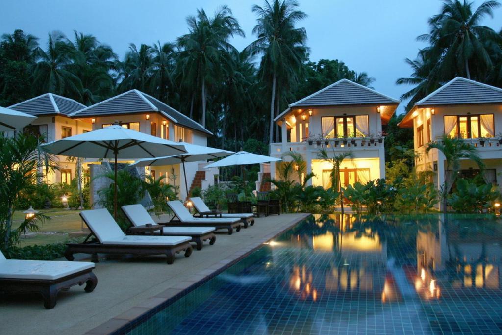 Easy Time Resort Laem Sai Beach Exteriör bild