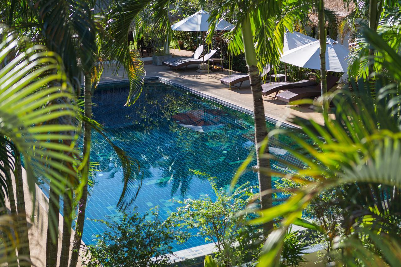 Easy Time Resort Laem Sai Beach Exteriör bild