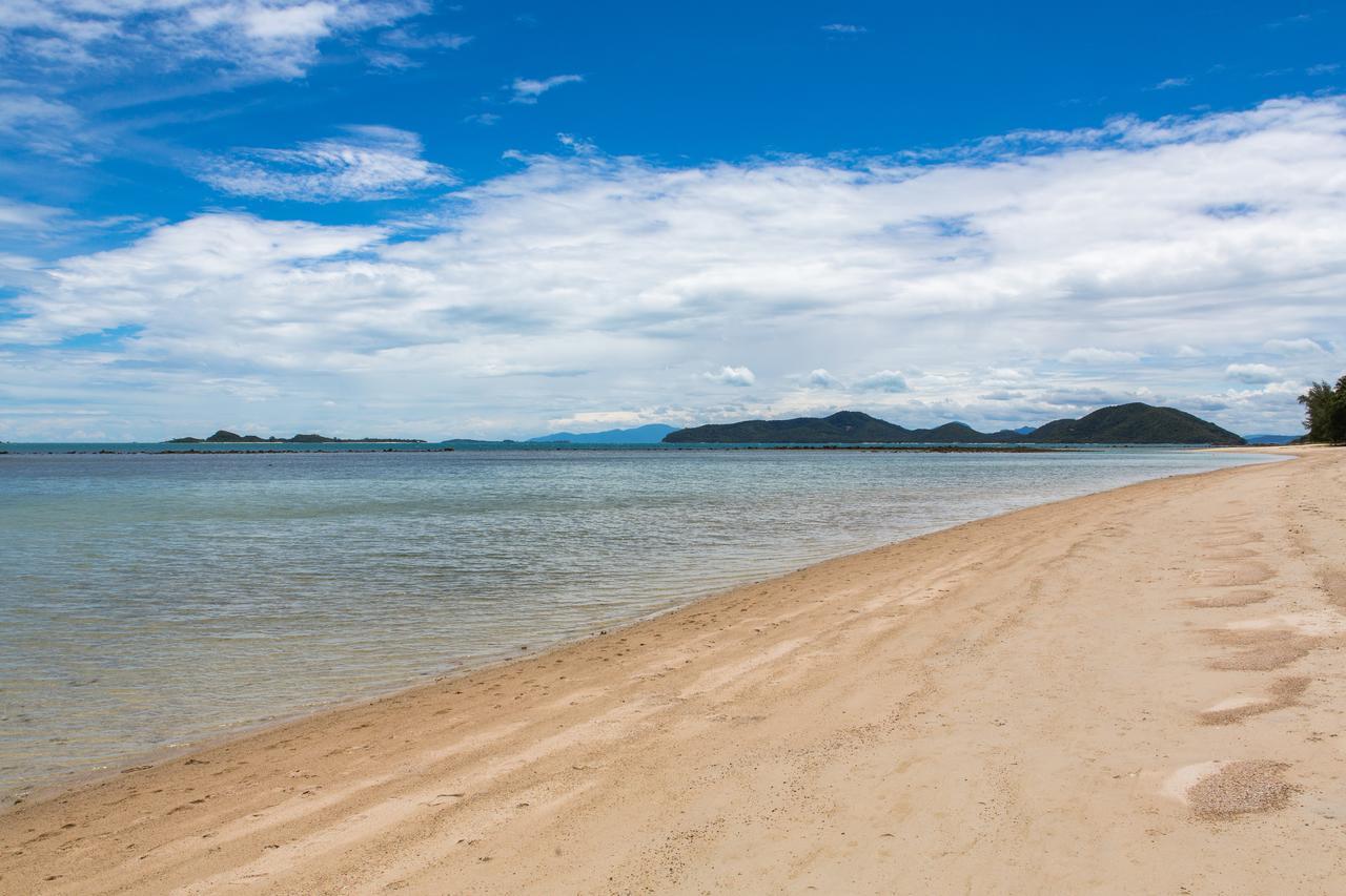Easy Time Resort Laem Sai Beach Exteriör bild