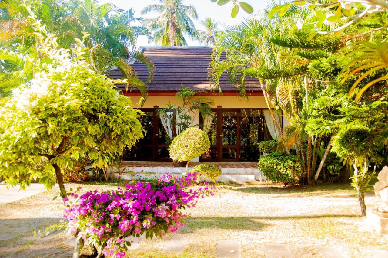 Easy Time Resort Laem Sai Beach Exteriör bild
